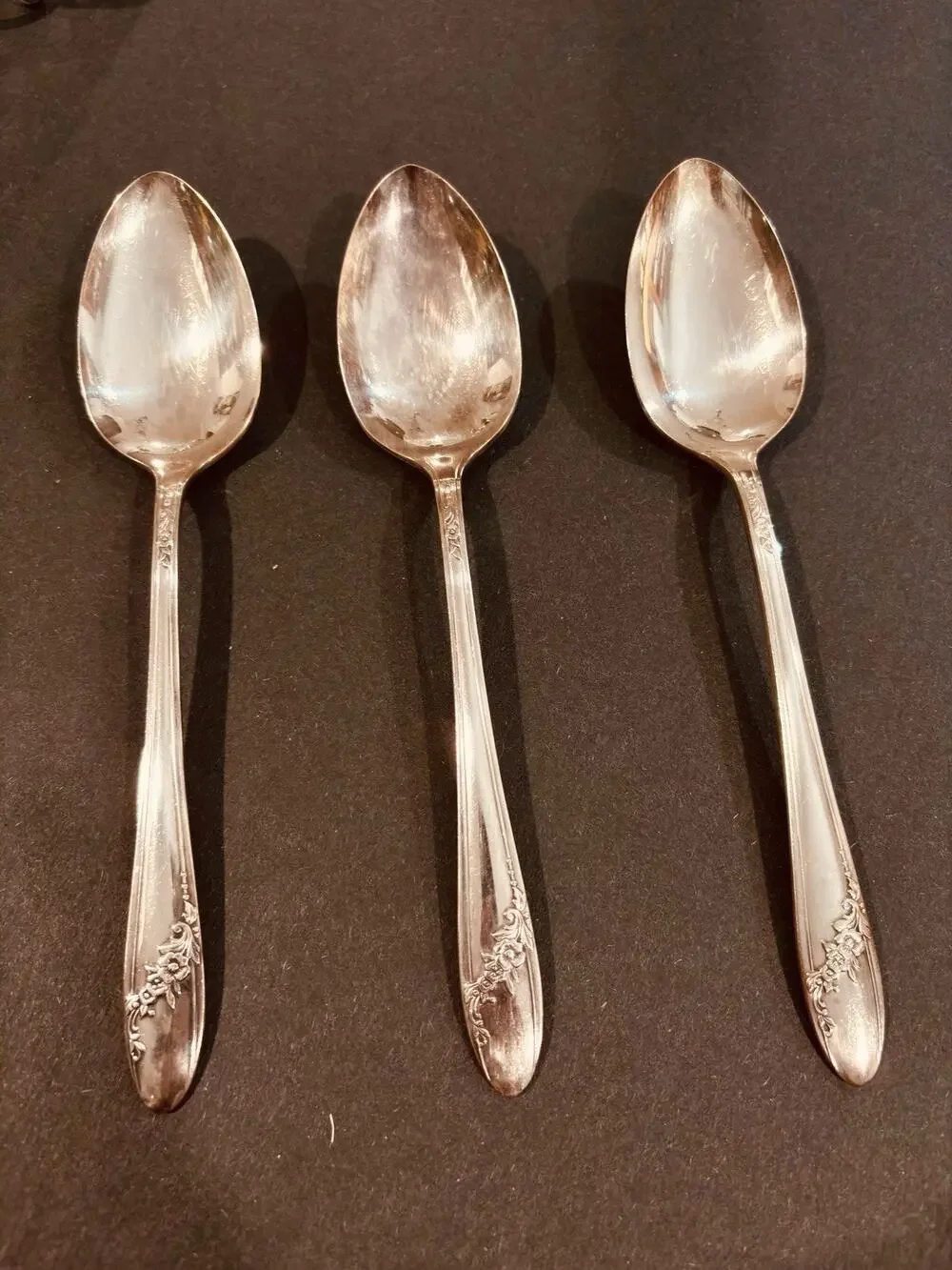 Vintage Set of 3 Tudor Plate Oneida Community Serving Spoons Queen Bess II, 8.5”